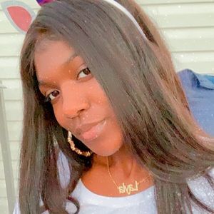 Meet your Posher, Katlin